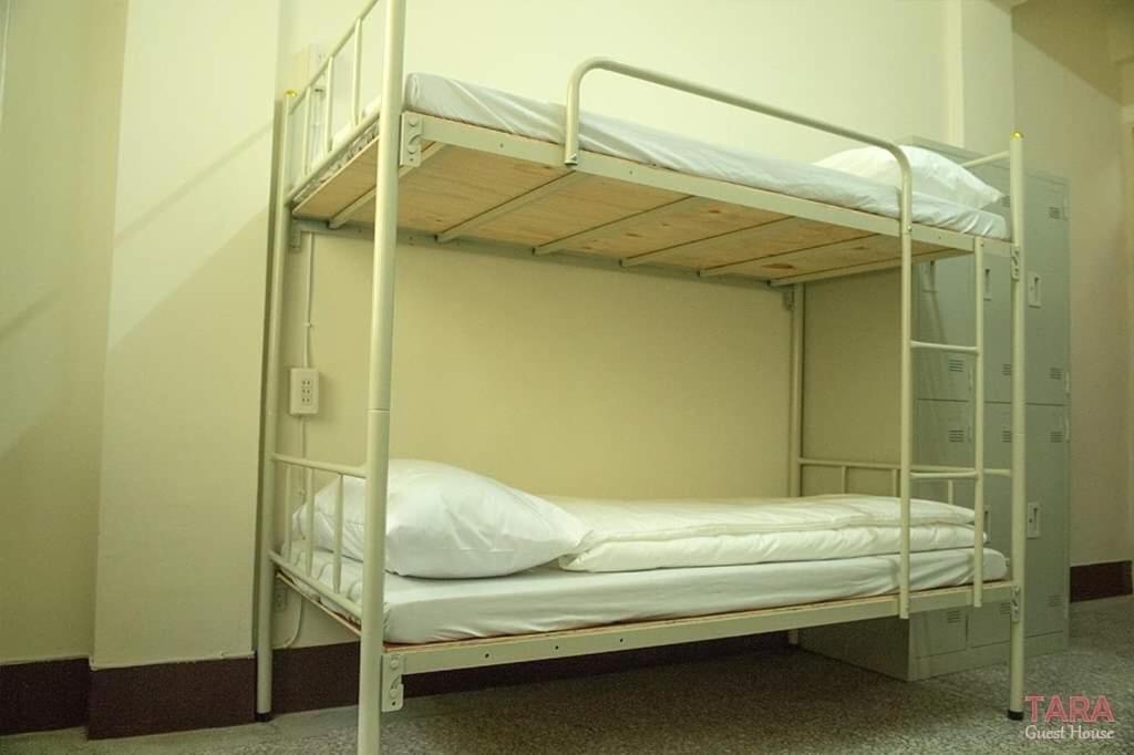 Tara 塔拉guest House Чиай Сити Екстериор снимка
