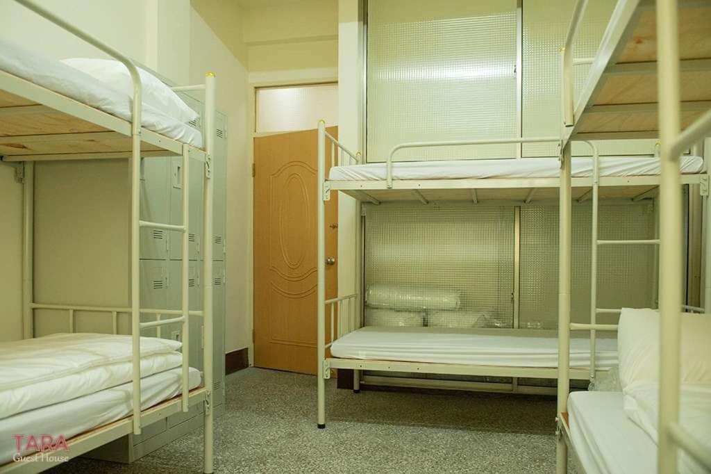 Tara 塔拉guest House Чиай Сити Екстериор снимка